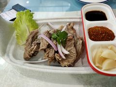 -马尔龙新疆饭店·清真(瑞景店)