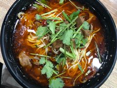 肥肠面-吃不亏特色包子(三峡广场店)