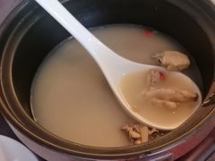 -粤尚腾香居中餐厅(首都机场希尔顿店)