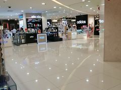 -百盛(莘庄店)