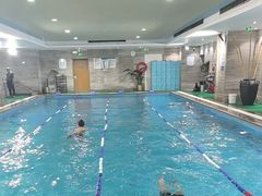 -小蓝鲸游泳培训基地(石景山店)