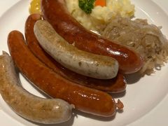 -LENBACH兰巴赫西餐啤酒坊(大连东港店)