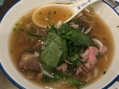 -美奈小馆·越南料理(中航城君尚购物中心店)