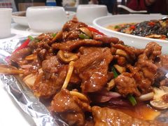 铁板蚝油牛肉-乾隆美食·本帮菜(黄河路店)