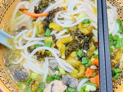 -正宗李家土鸡米线店