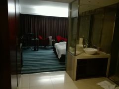 -福州金融街万达鳌峰洲地铁站锦江都城酒店