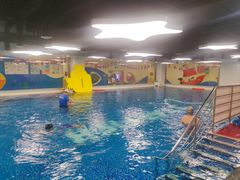 -蓝旗亲子游泳(范湖万达广场店)