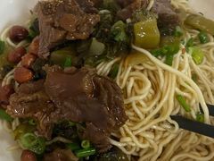 -阿阳牛腩腌面店