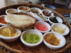 -包整·丝娃娃(一览甲秀楼风景店)