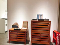 -目艮眼镜SHOWROOM(品牌集合店)