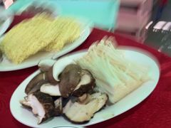 -花苑美食横琴生蚝火锅(拱北粤华路店)