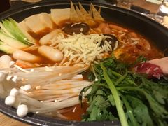 部队火锅-冰川延边料理·炭烤串(原小木屋店)