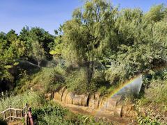 -雪山彩虹谷景区