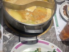 -禄婶鸡煲·打边炉