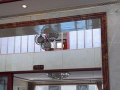 -宾朋海鲜饭庄(兴海路店)