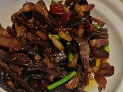 -严记小天府酸菜鱼(西四路店)