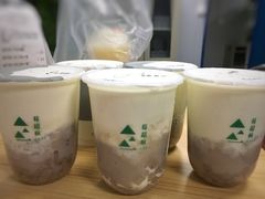满满芋鲜乳-莓超疯
