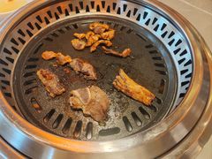 -黑金·寻焰自助百汇·烤肉·火锅(中街店)