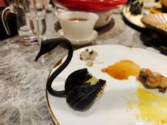 黑天鹅榴莲酥-悦秀·高级粤菜