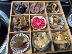 -野菌皇海景野生菌火锅(滨海大道店)