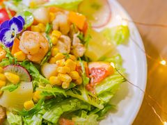 香煎鸡肉虾仁沙拉-秘密小花园(第三中学店)