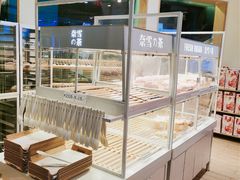 面包甜点陈列柜-奈雪的茶(华强北中航城店)