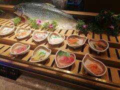 -梨花甄选自助烤肉(小寨原力场店)