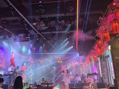 -喜鹊音乐酒馆(西街店)