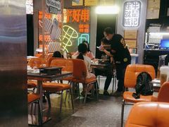 -威记烧嘢·南宁烧烤·超级生牛(绿地店)