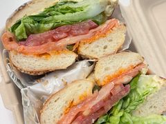 -HOLY BAGEL(苏河店)