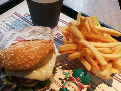 -The Habit Burger Grill 哈比特汉堡(复兴soho店)