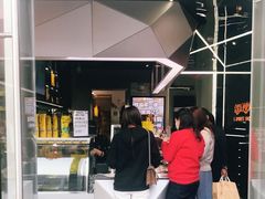 -周黑鸭(深圳南山区海岸城店)