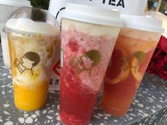 芝芝莓莓-喜茶(迪士尼小镇DP店)