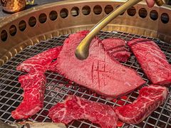 -铭牛烧肉·和牛海鲜自助(高新月牙湖店)