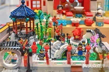 探访DIY拼砌天堂👉乐高品牌旗舰店