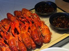 -肥肥虾庄·金牌油焖大虾(沙湖店)