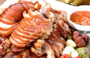 Spicy Pig's Trotters