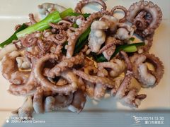 -鑫悦楼煎蟹·16年海鲜大排档