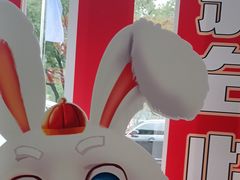 -上海宝信宝马4S店