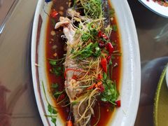 -老胶东家常菜馆(市场一路店)