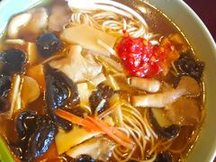 -重元寺香积厨素斋馆