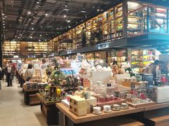-半山书局(新世纪商城店)