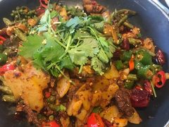 -川流不息·地道川菜·小龙虾(松东路店)