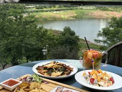 -酤居湖景音乐餐吧(安宁店)