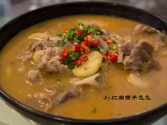 泡菜肥牛-大川先生·小龙虾·川菜(信义坊店)