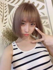 -Tloml salon