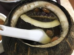 原只椰子炖竹丝鸡-信行丰炖品皇店(光孝路店)