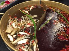-老夏老火锅(正宁路店)