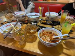 -小椒羊.羊肉粉 龙虾 羊肉串(新地旗舰店)