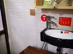 -九层海鲜塔(市南店)